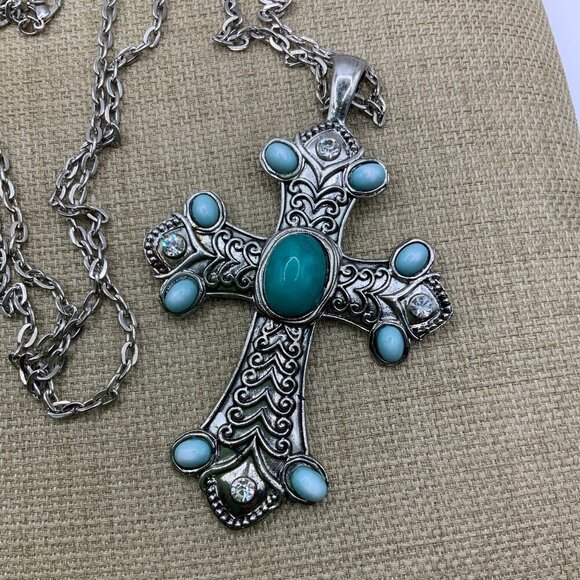 Faux Turquoise Rhinestone Vintage Style Cross Pendant Chain Necklace - Picture 1 of 7